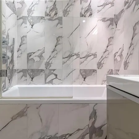 Апартаменти Luxury With Danube River View Братислава