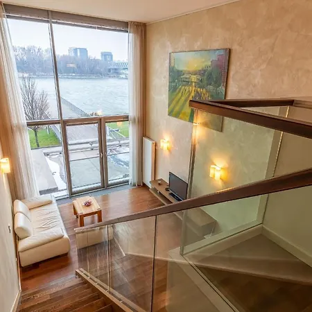 아파트 Luxury With Danube River View 브라티슬라바